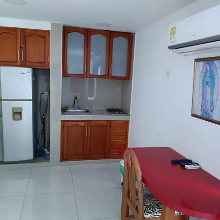 Estudio Piso 9 Apto 909 *
